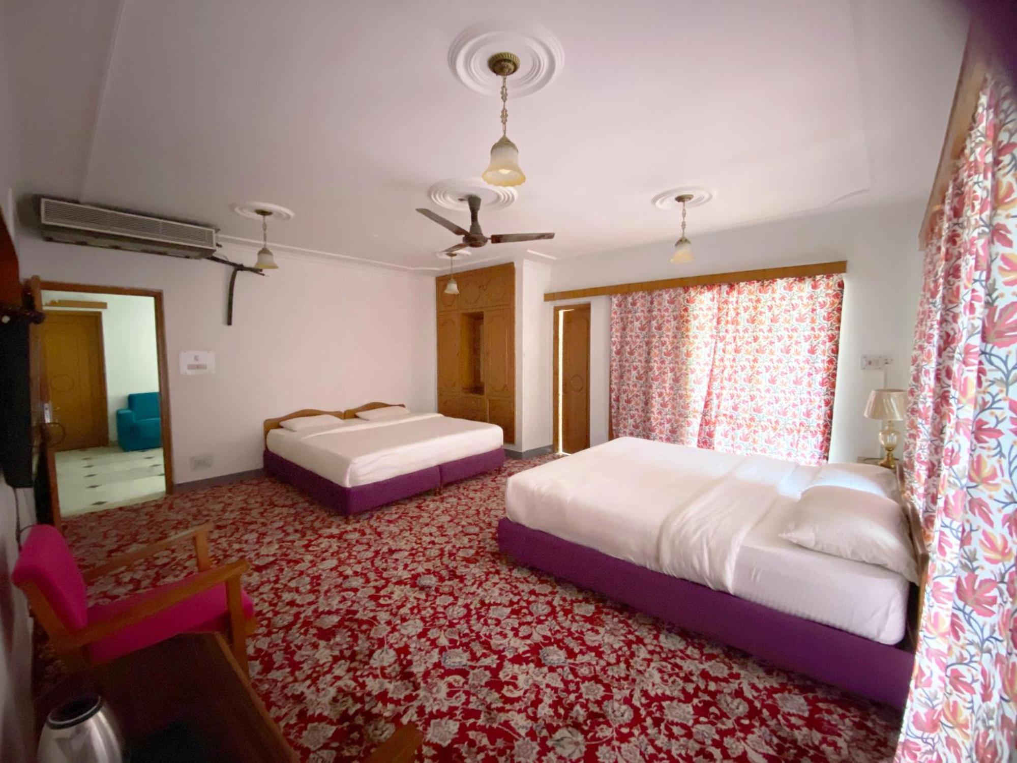 Hotel Season Palace Srīnagar المظهر الخارجي الصورة